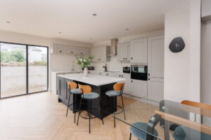 The Views Cottage (4 bedrooms)