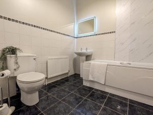 Waterfoot Penthouse Apartment