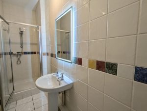 Waterfoot Penthouse Apartment