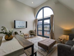 Waterfoot Penthouse Apartment